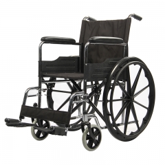 Fahren Sie den manuellen Rollstuhl
